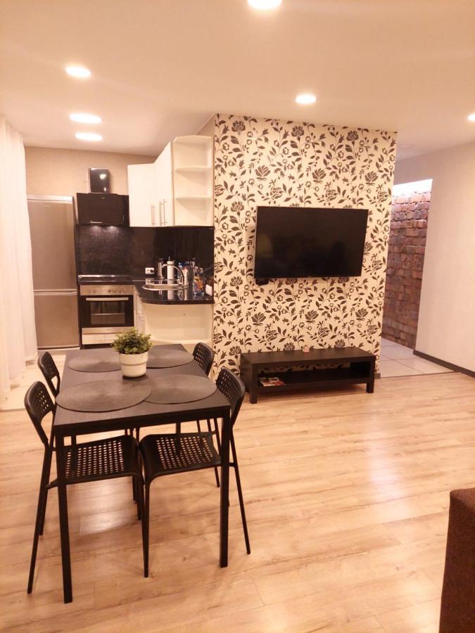 M14 Apartment กูลเบเน ภายนอก รูปภาพ